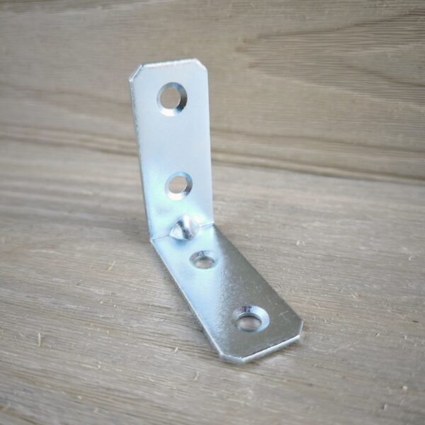 Kątownik łączeniowy wąski 50x50xH20x2mm wzmocniony ocynk galwaniczny