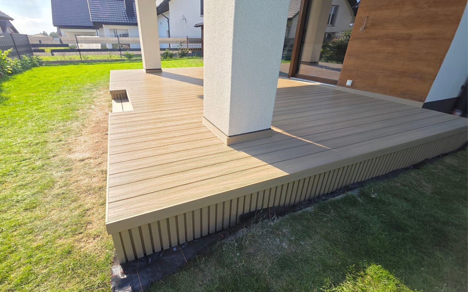 Realizacja tarasu z deski kompozytowej Nexo Beige | Jaworzno