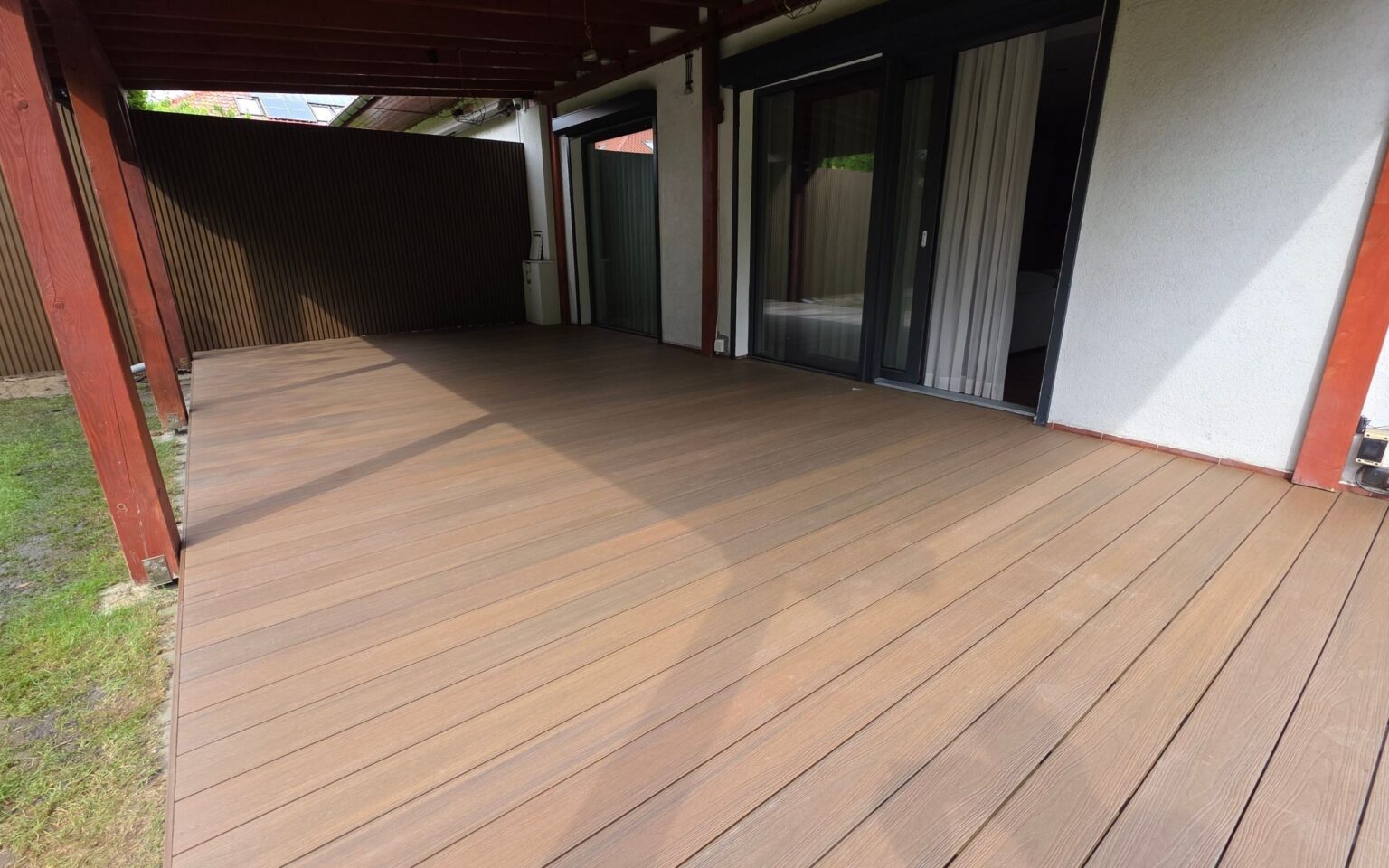 Realizacja tarasu z deski kompozytowej Nexo Rustykalny + Lamele | Gliwice