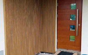 Realizacja wejścia z lameli kompozytowych w kolorze rustykalnym | Bielsko-Biała