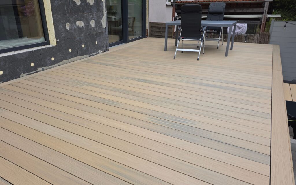 Realizacja tarasu z deski kompozytowej Nexo Beige | Katowice
